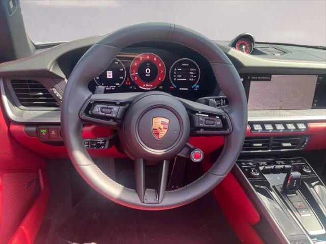 2025 Porsche 911 Carrera T Cabriolet