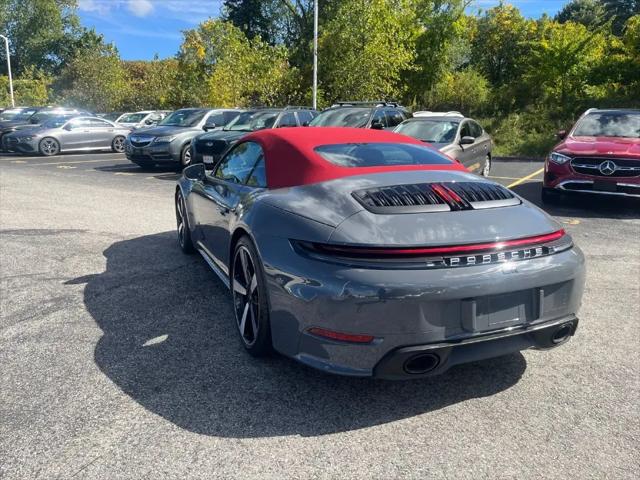2025 Porsche 911 Carrera T Cabriolet