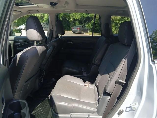 2022 Honda Pilot AWD Elite