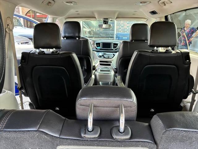 2019 Chrysler Pacifica Touring L