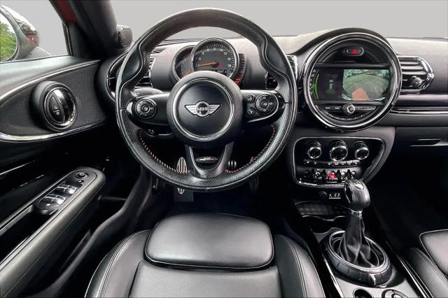 2017 MINI Cooper Clubman Cooper