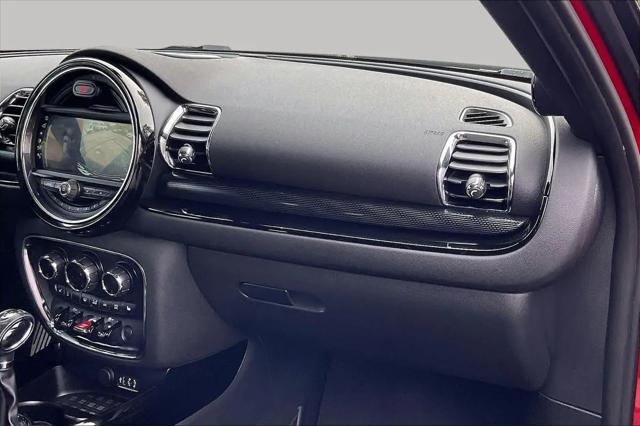 2017 MINI Cooper Clubman Cooper