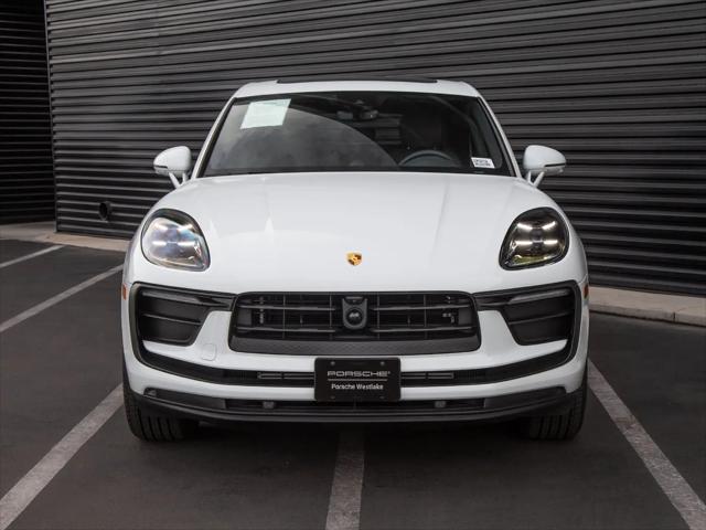 2026 Porsche Macan Macan