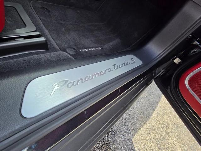 2021 Porsche Panamera Turbo S