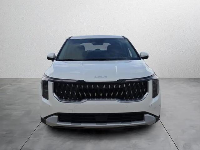 2027 Kia Carnival LX
