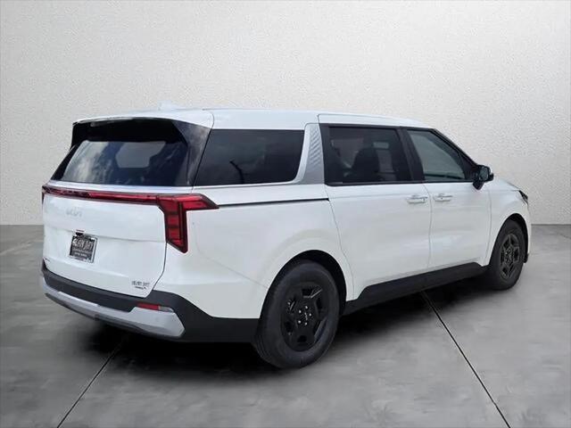 2027 Kia Carnival LX