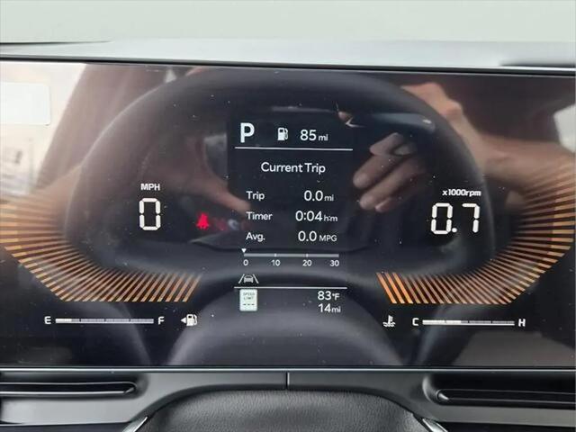 2027 Kia Carnival LX