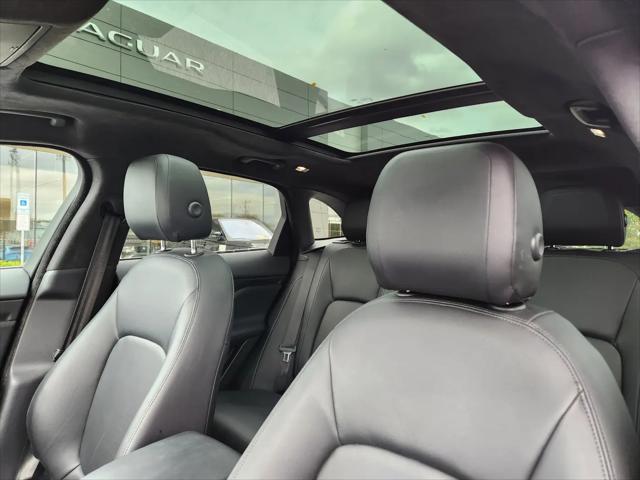 2019 Jaguar F-PACE 25t Premium