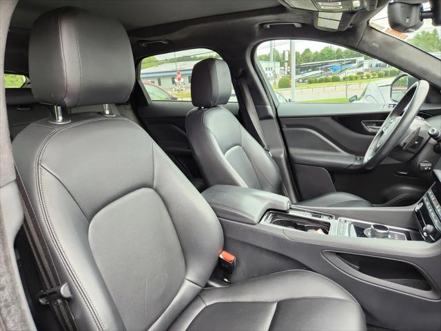2019 Jaguar F-PACE 25t Premium