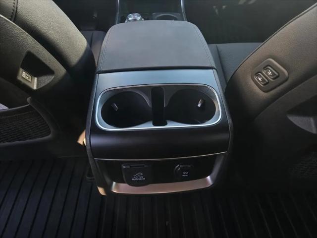 2027 Kia Carnival SX Prestige