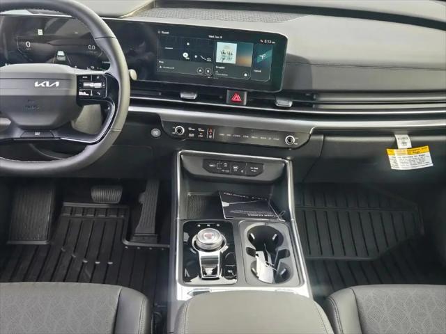 2027 Kia Carnival SX