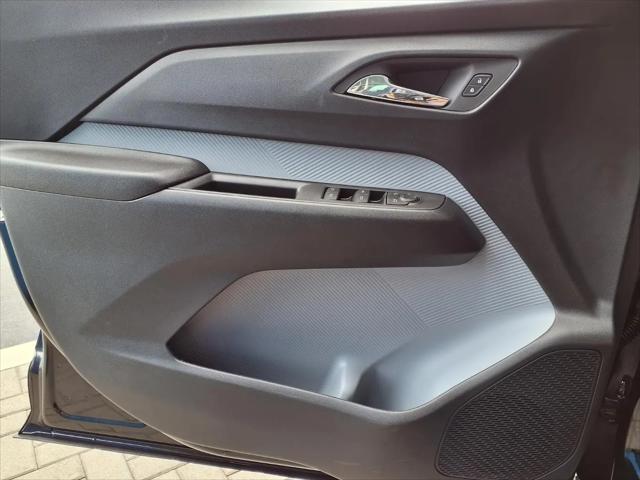 2027 Chevrolet Bolt LT FWD