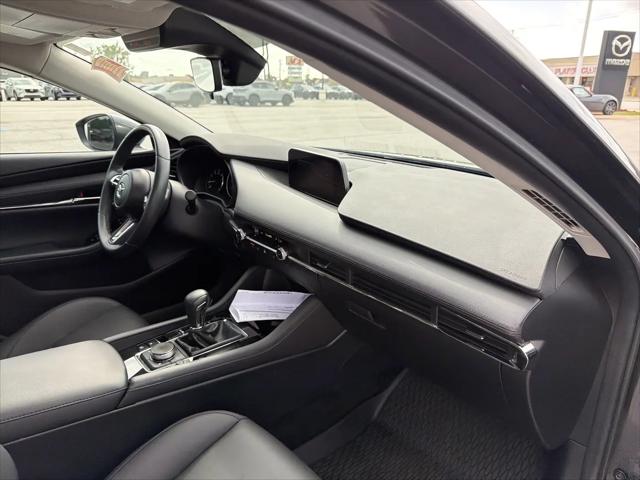2023 Mazda Mazda3 2.5 S Preferred