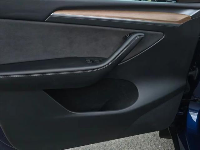 2024 Tesla Model Y Long Range Dual Motor All-Wheel Drive