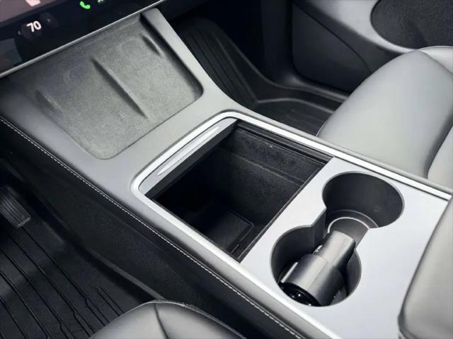 2024 Tesla Model Y Long Range Dual Motor All-Wheel Drive
