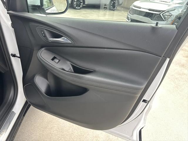 2022 Buick Encore GX FWD Select