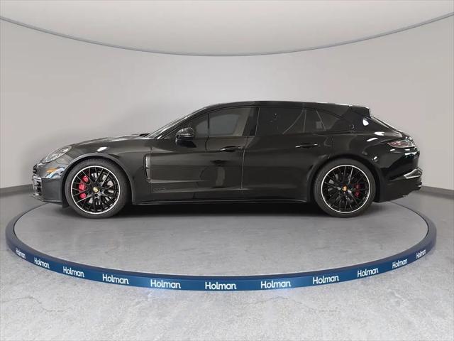 2023 Porsche Panamera GTS