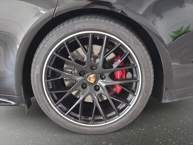 2023 Porsche Panamera GTS