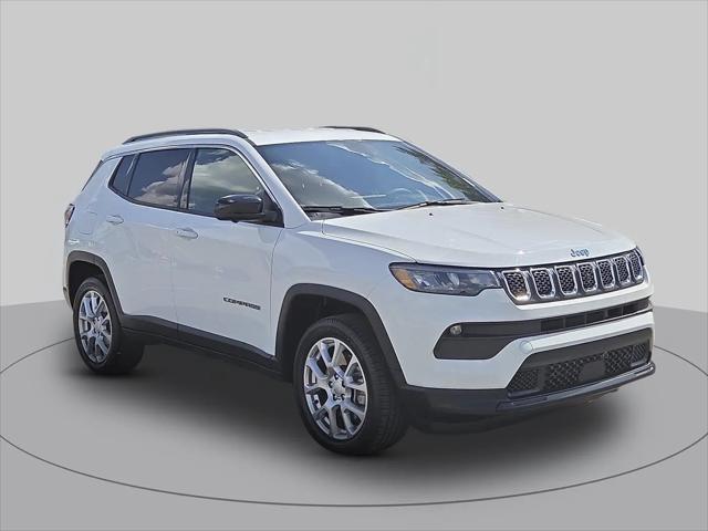 2023 Jeep Compass Latitude Lux FWD for sale in Fayetteville, TN