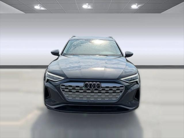 2024 Audi e-tron Premium quattro