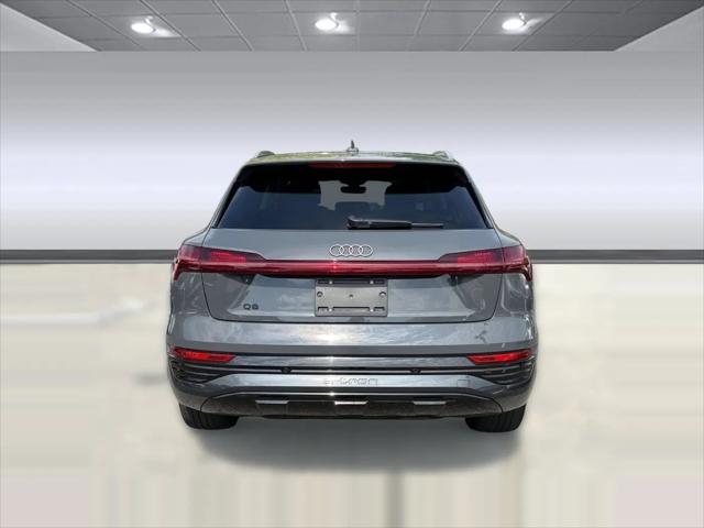 2024 Audi e-tron Premium quattro