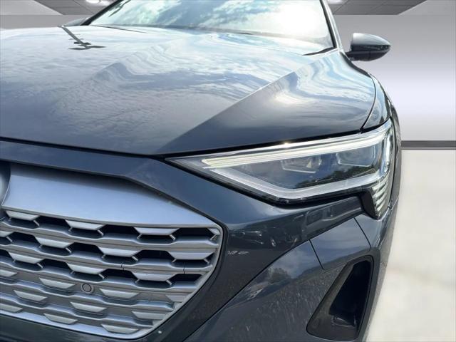 2024 Audi e-tron Premium quattro