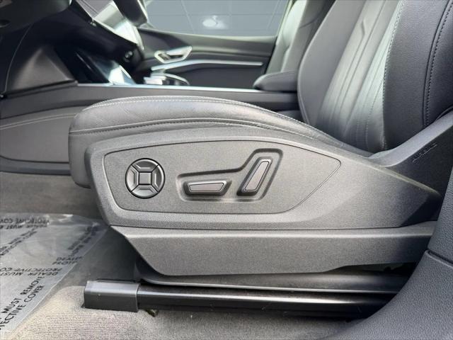 2024 Audi e-tron Premium quattro