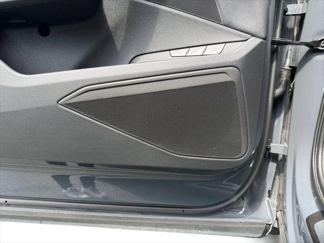 2024 Audi e-tron Premium quattro