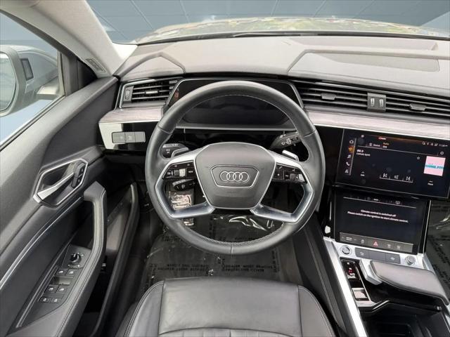 2024 Audi e-tron Premium quattro