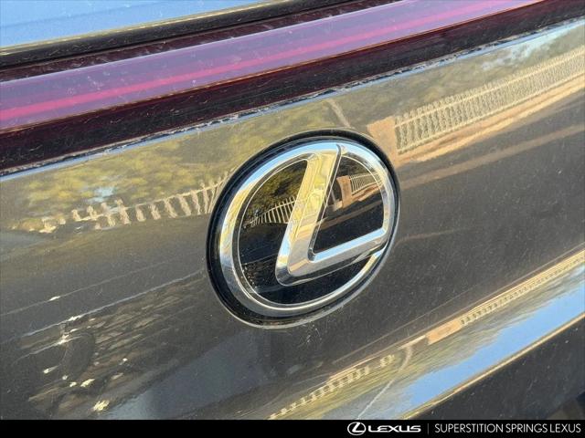 2026 Lexus 300 UX 300h