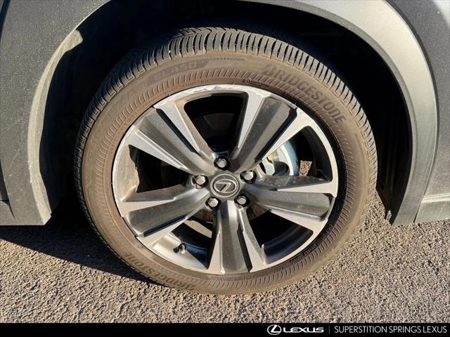 2026 Lexus 300 UX 300h