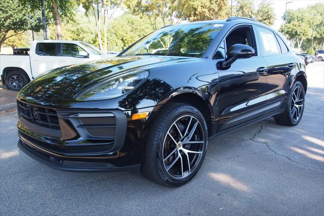 2023 Porsche Macan Macan