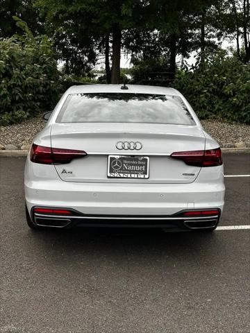 2022 Audi A4 Prestige 45 TFSI S line quattro S tronic