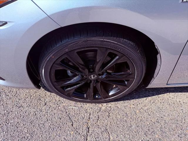 2024 Lexus ES 350 F SPORT Handling