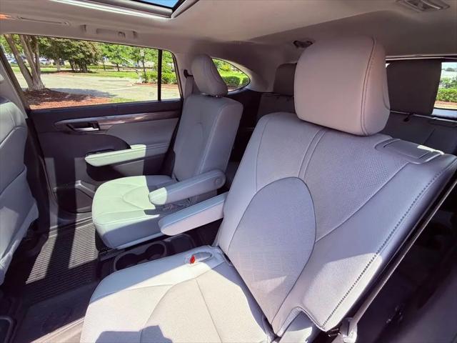 2026 Toyota Highlander Platinum