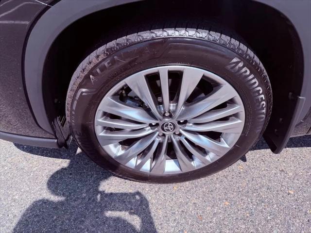 2026 Toyota Highlander Platinum