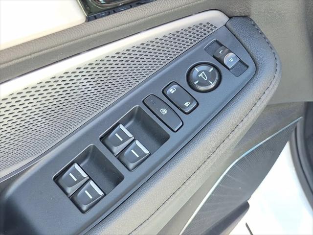 2025 Acura MDX Standard