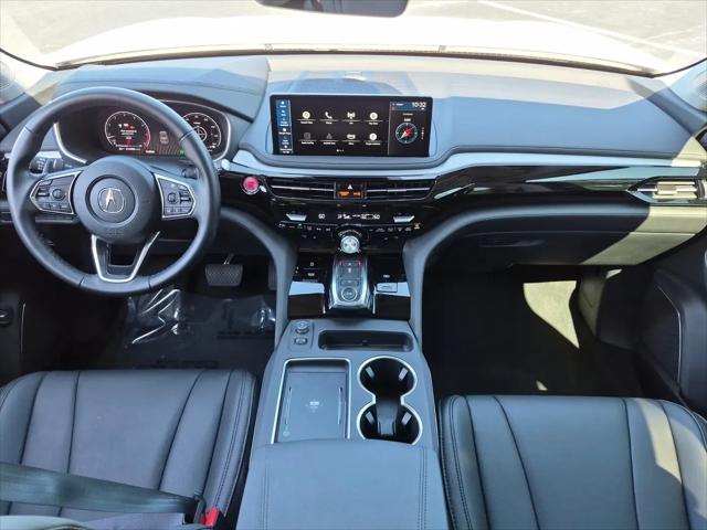 2025 Acura MDX Standard