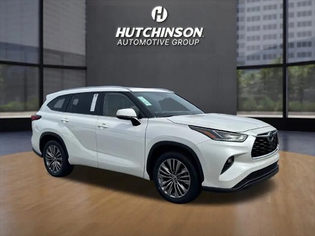 2020 Toyota Highlander Platinum for sale in Albany, GA