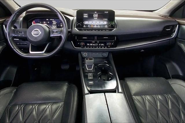 2021 Nissan Rogue Platinum FWD