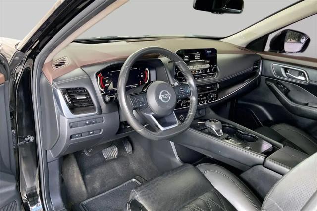 2021 Nissan Rogue Platinum FWD