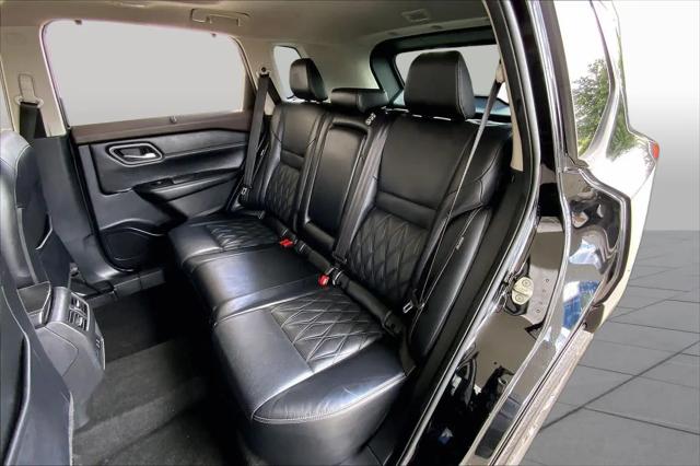 2021 Nissan Rogue Platinum FWD