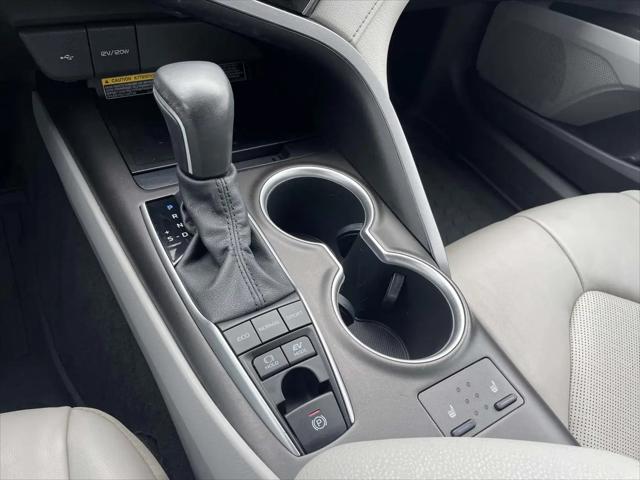 2021 Toyota Camry Hybrid XLE