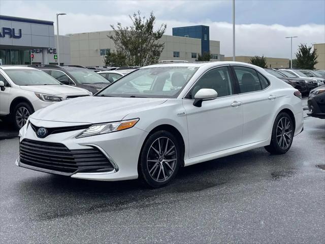 2021 Toyota Camry Hybrid XLE