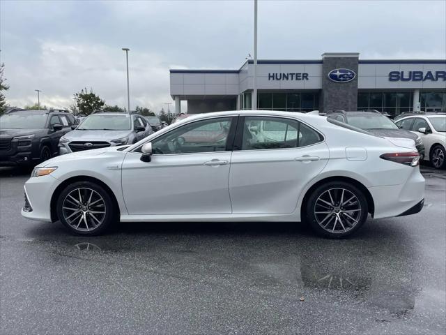 2021 Toyota Camry Hybrid XLE