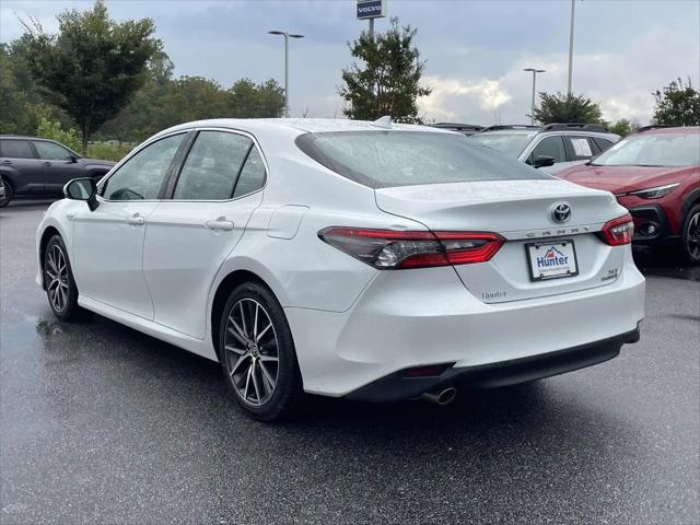 2021 Toyota Camry Hybrid XLE