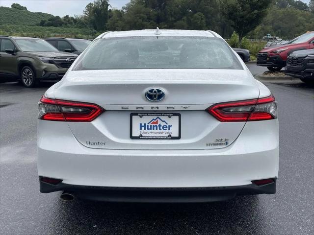 2021 Toyota Camry Hybrid XLE