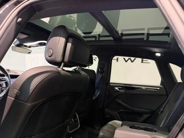 2021 Porsche Macan Macan