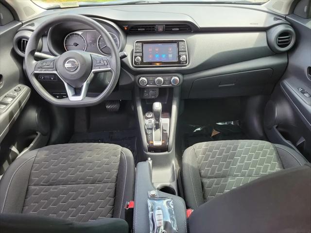 2021 Nissan Kicks S Xtronic CVT