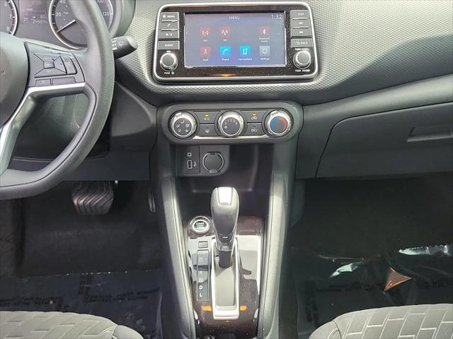 2021 Nissan Kicks S Xtronic CVT